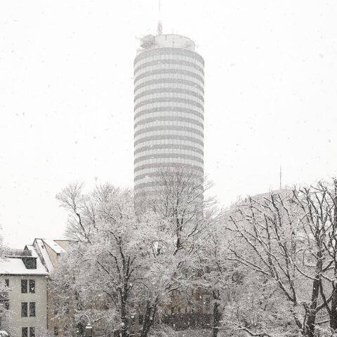 verschneiter Intershop Tower, Jentower Jena